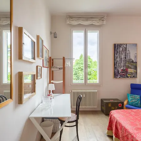 Andrea Costa Bed and Breakfast Μπολόνια