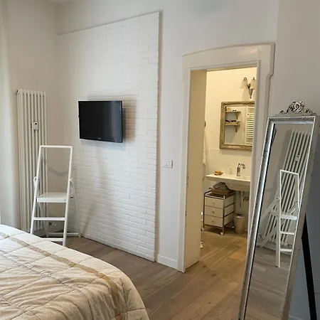 Bed & Breakfast Andrea Costa